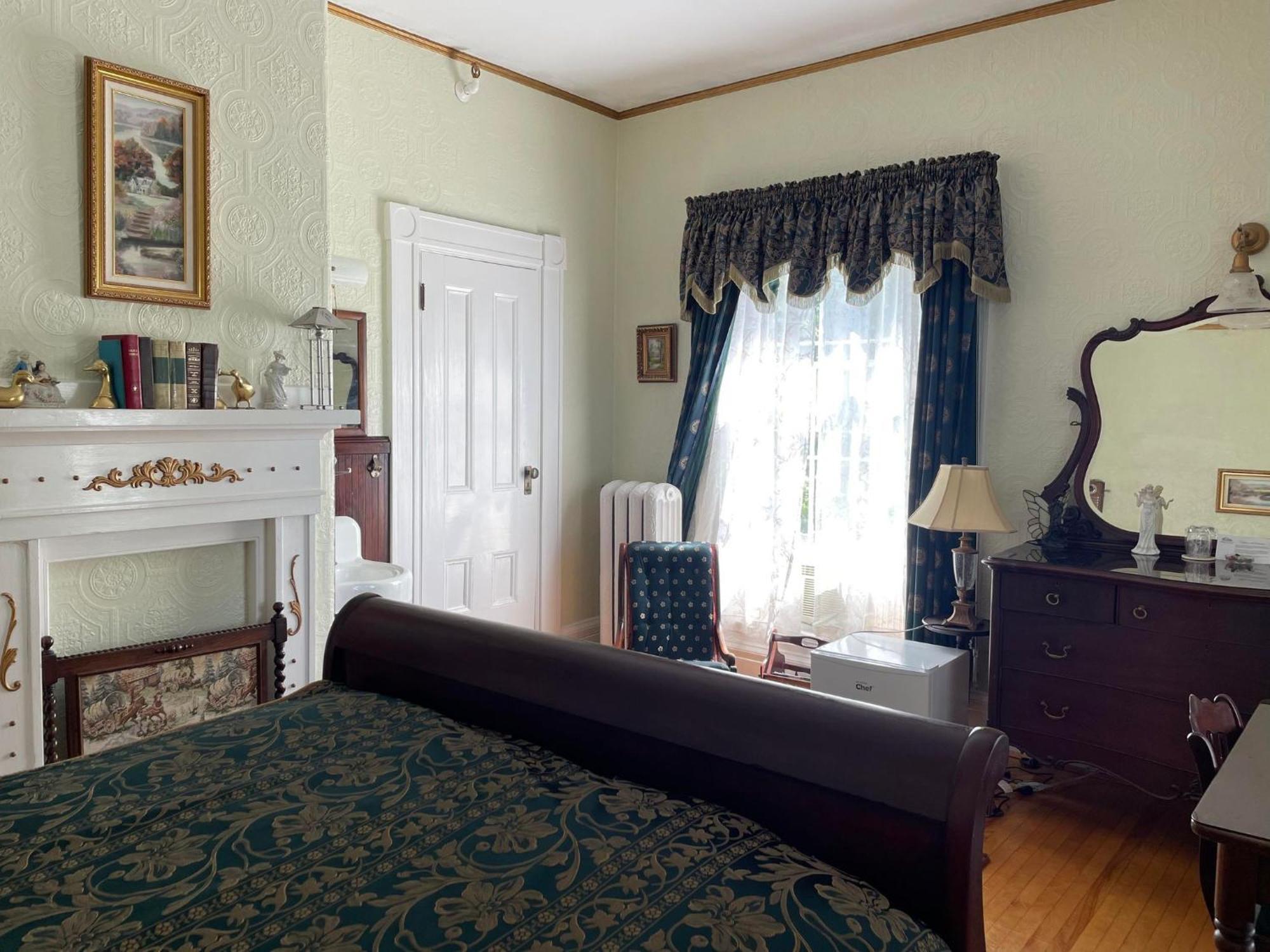 Marshlands Inn Саквилл Номер фото